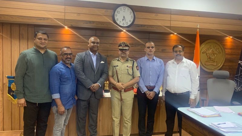 Amitesh Kumar with a visiting delegation at the commissioner's office
